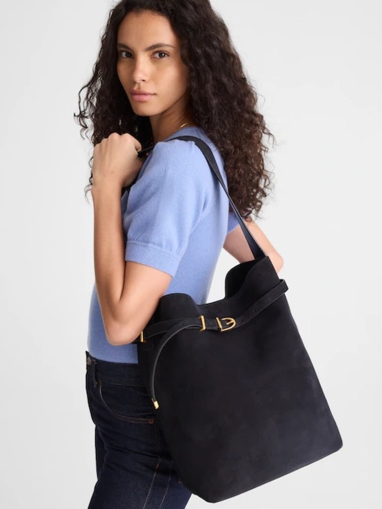 Madewell Handbags - New Madewell The Essential Belted Bucket Tote Color Juniper